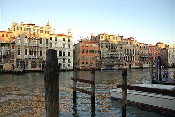 Pensjonat Leon Bianco On The Grand Canal Wenecja