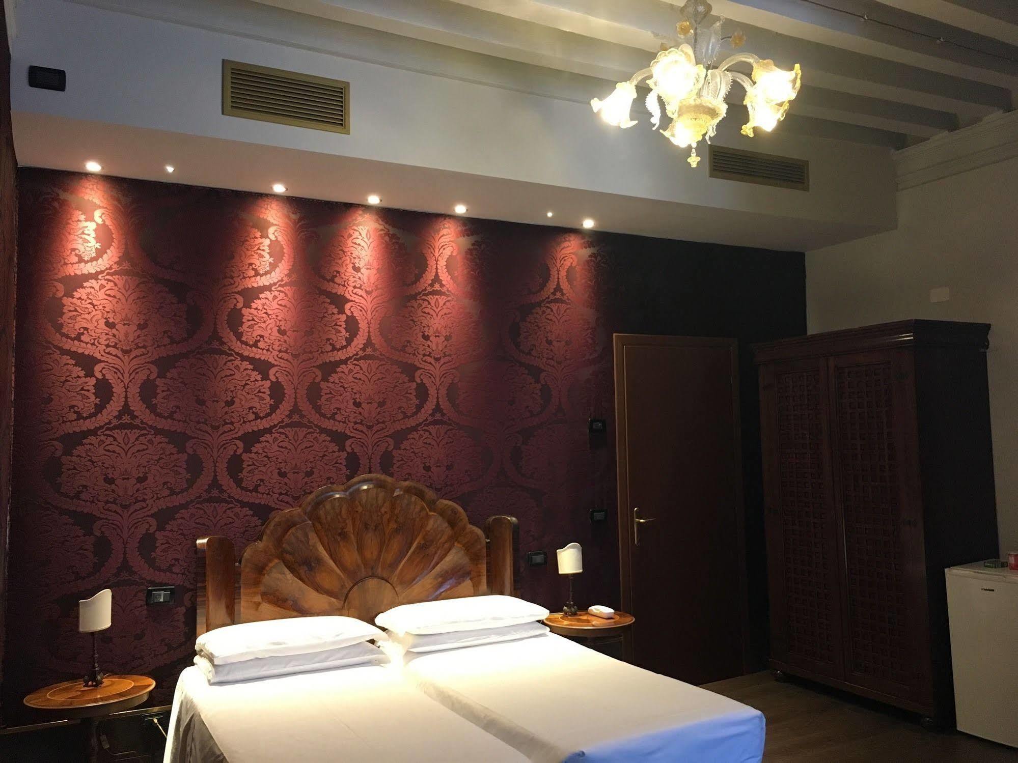Leon Bianco On The Grand Canal Pensjonat 3*